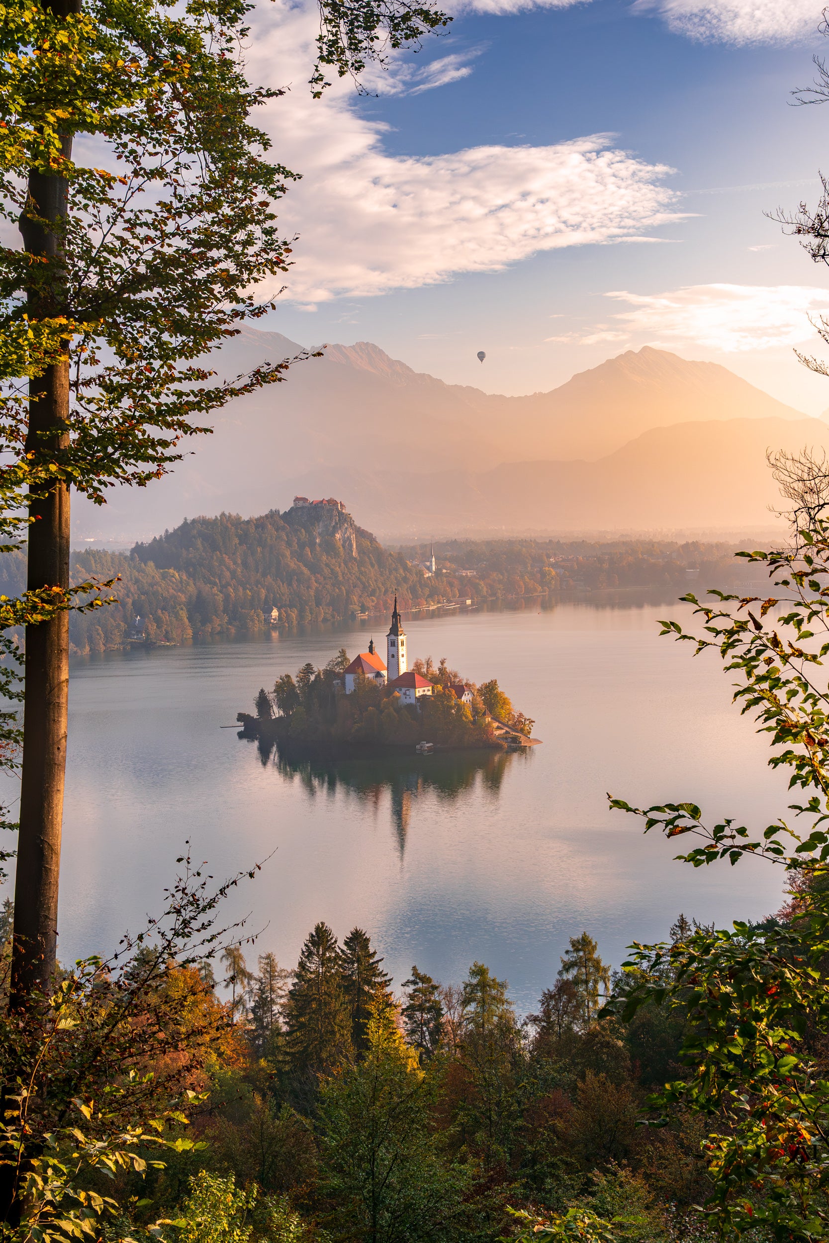 Morgenlicht über dem See